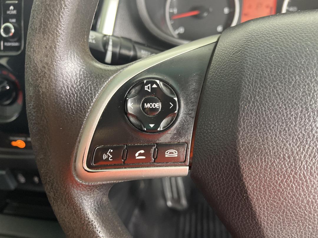 Photo '24' of Mitsubishi Triton Photo '24' of Mitsubishi Triton