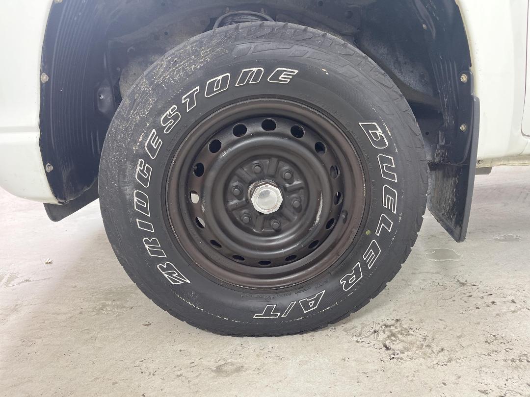 Photo '10' of Mitsubishi Triton