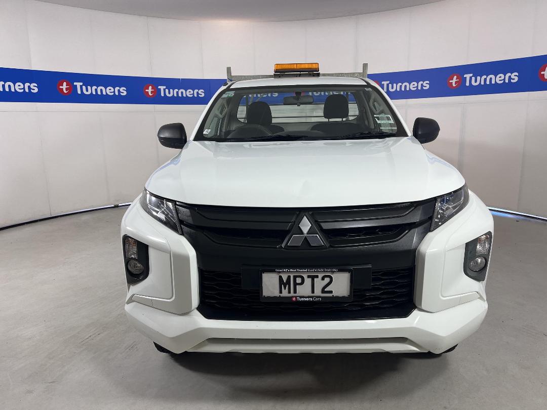 Photo '2' of Mitsubishi Triton Photo '2' of Mitsubishi Triton