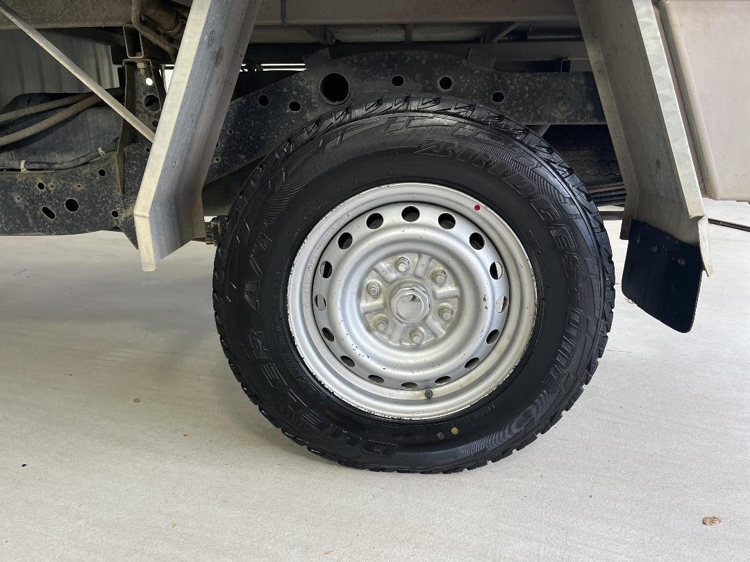 Photo '11' of Mitsubishi Triton Photo '11' of Mitsubishi Triton