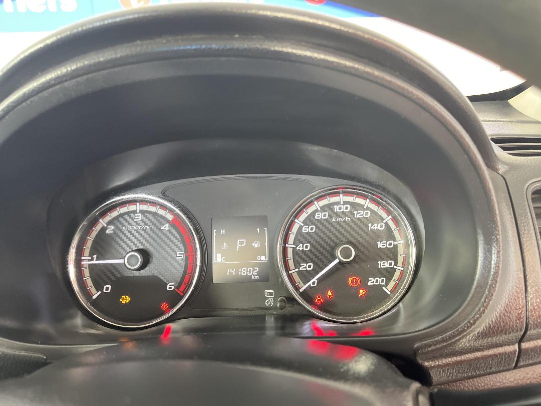 Photo '19' of Mitsubishi Triton Photo '19' of Mitsubishi Triton