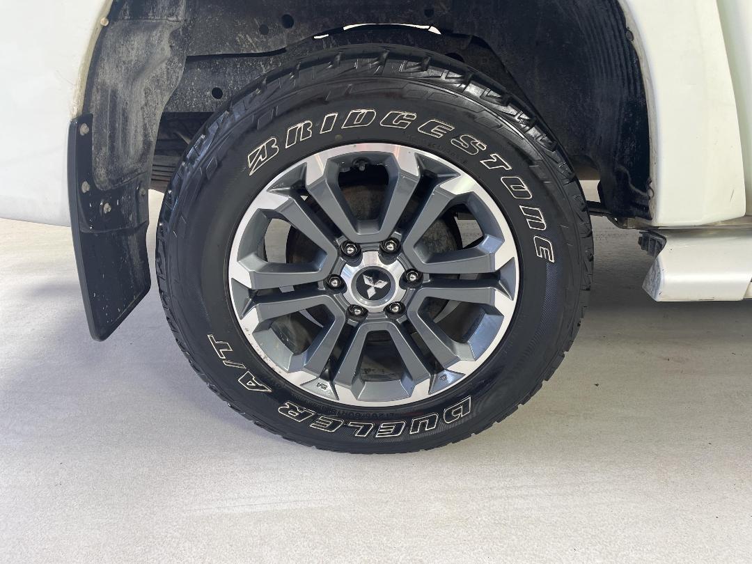 Photo '12' of Mitsubishi Triton Photo '12' of Mitsubishi Triton