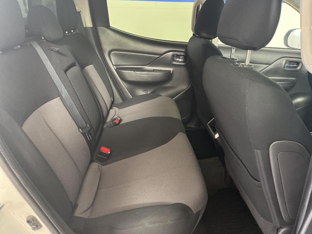 Photo '20' of Mitsubishi Triton Photo '20' of Mitsubishi Triton