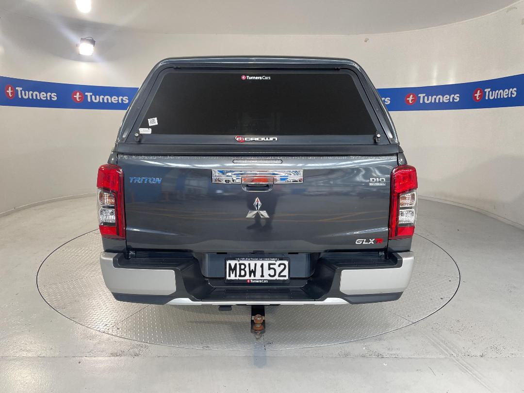 Photo '6' of Mitsubishi Triton Photo '6' of Mitsubishi Triton