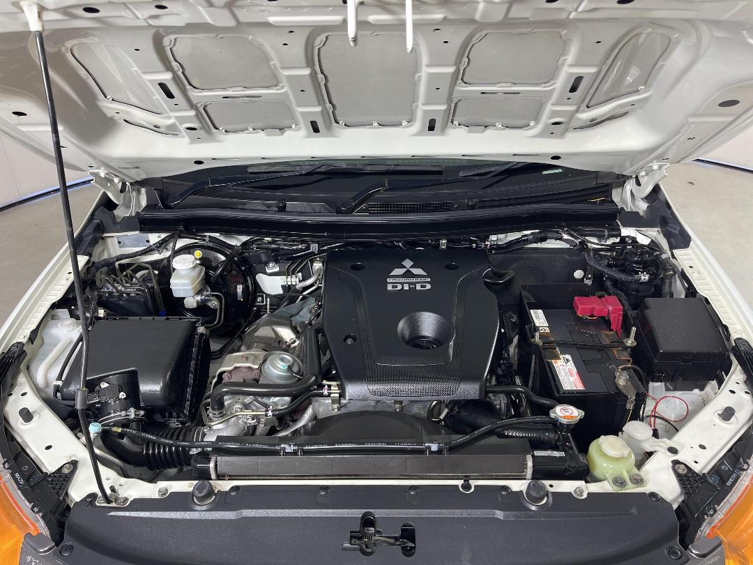 Photo '13' of Mitsubishi Triton Photo '13' of Mitsubishi Triton