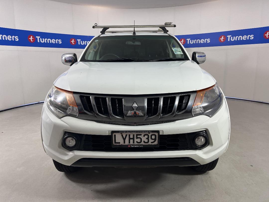 Photo '2' of Mitsubishi Triton Photo '2' of Mitsubishi Triton