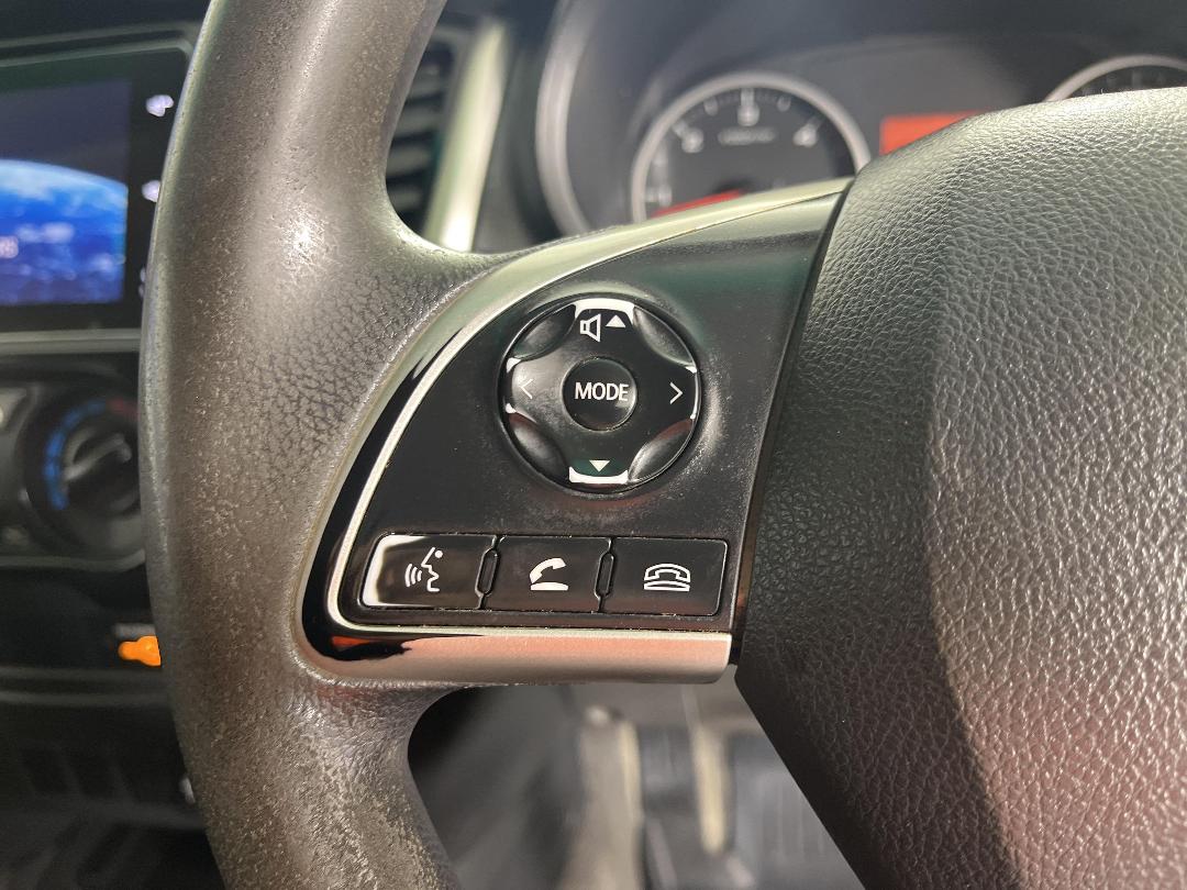 Photo '24' of Mitsubishi Triton Photo '24' of Mitsubishi Triton