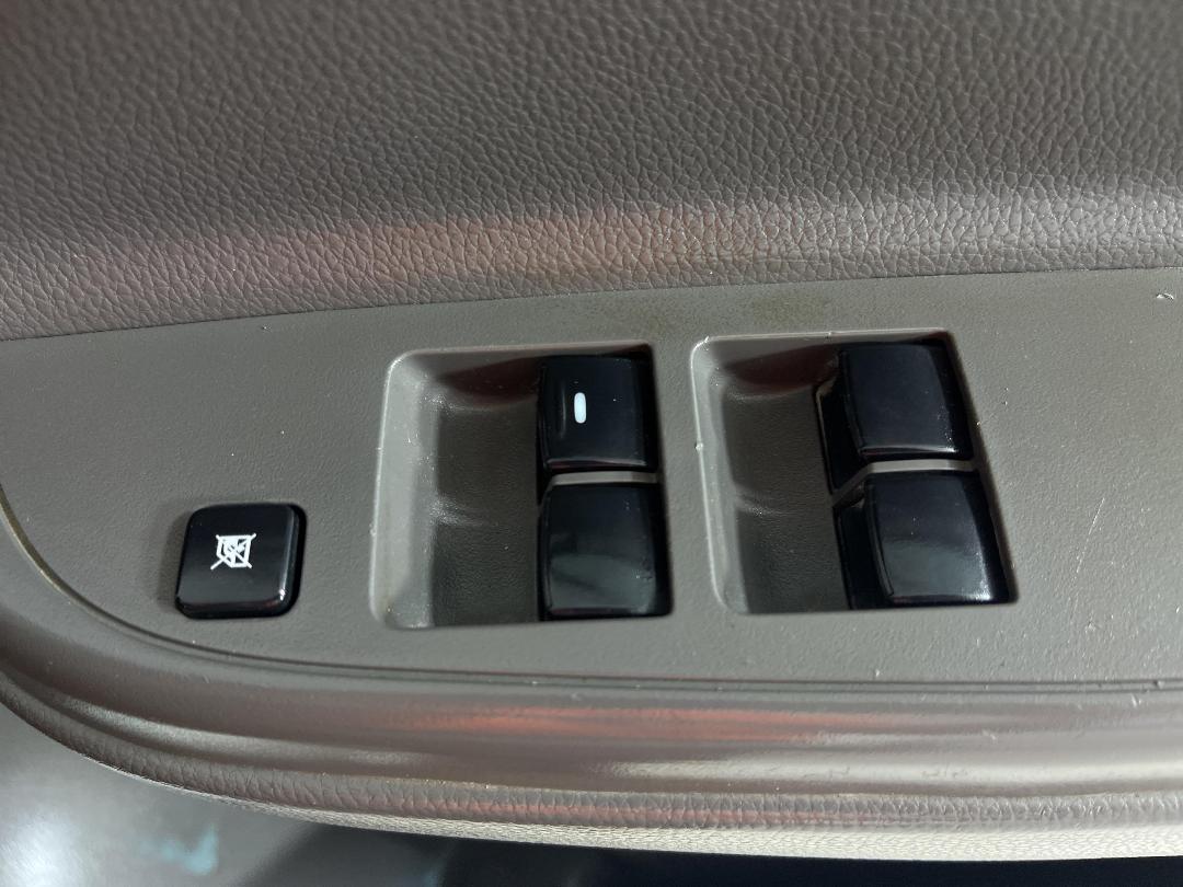 Photo '26' of Mitsubishi Triton Photo '26' of Mitsubishi Triton