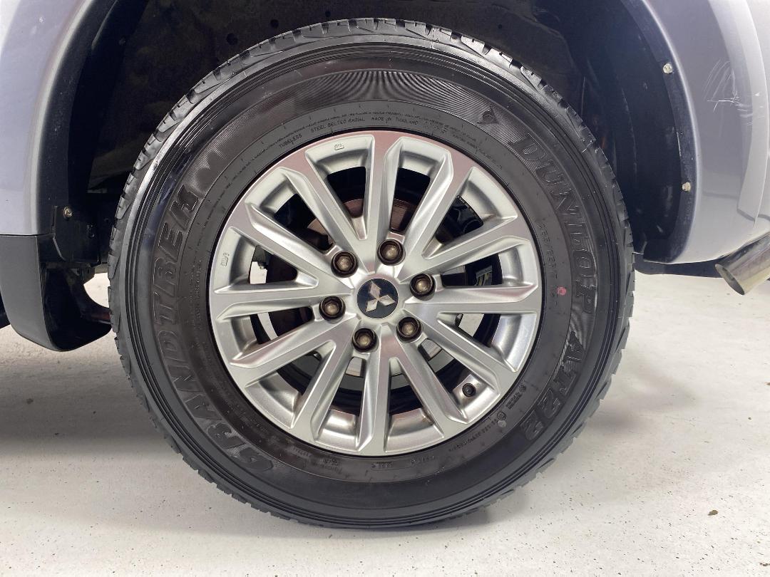 Photo '9' of Mitsubishi Triton Photo '9' of Mitsubishi Triton