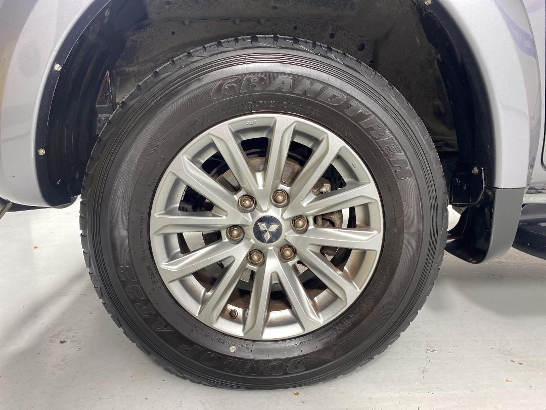 Photo '10' of Mitsubishi Triton Photo '10' of Mitsubishi Triton