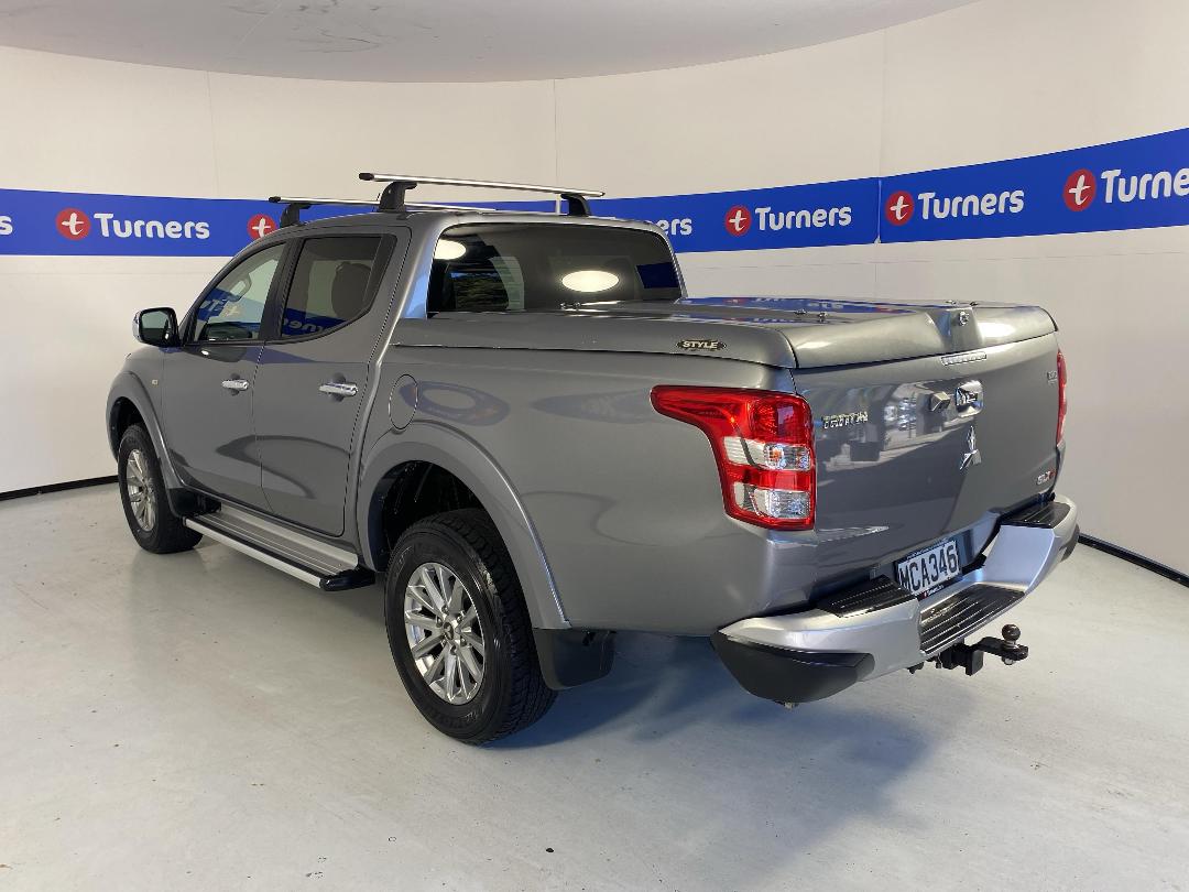 Photo '5' of Mitsubishi Triton Photo '5' of Mitsubishi Triton