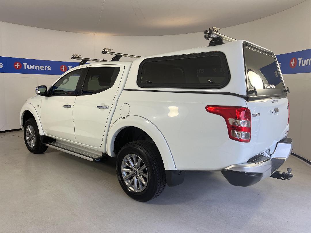 Photo '5' of Mitsubishi Triton