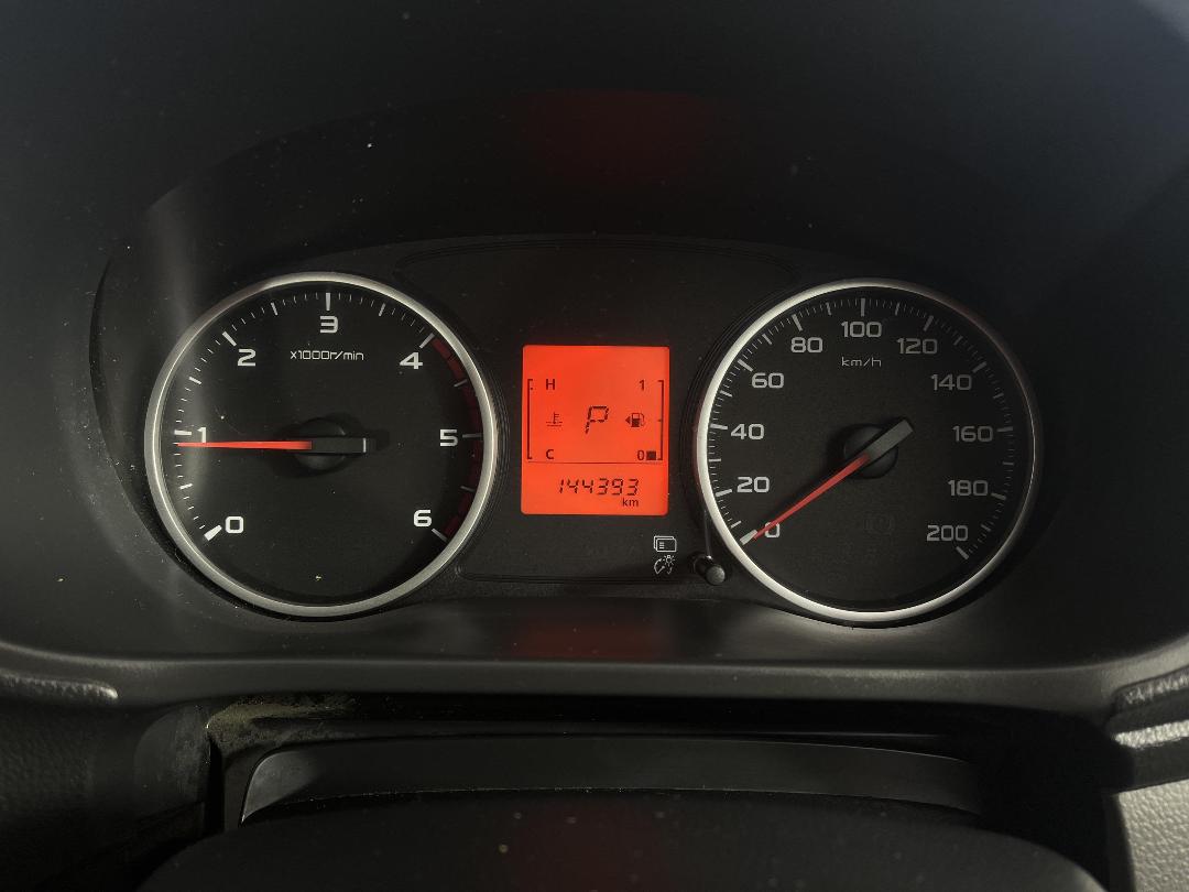 Photo '21' of Mitsubishi Triton