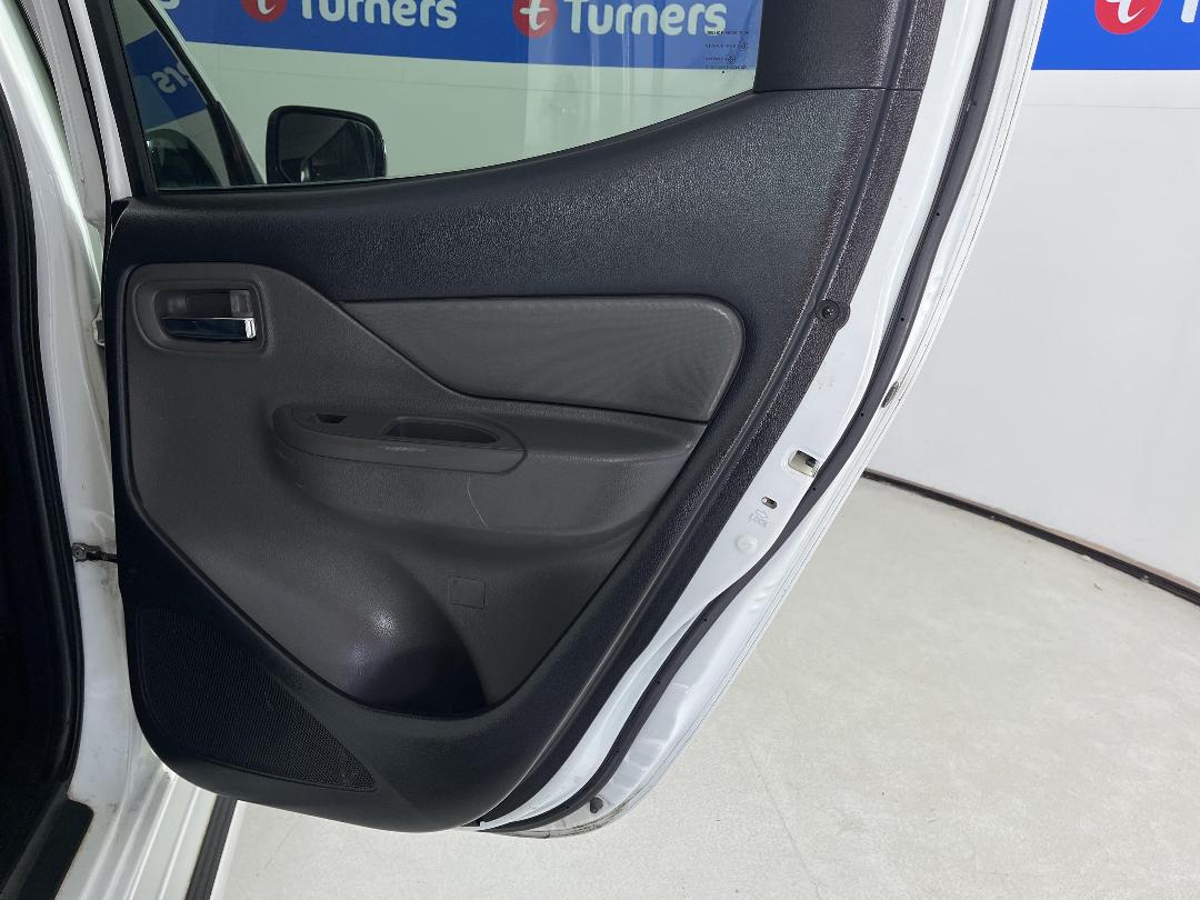 Photo '19' of Mitsubishi Triton