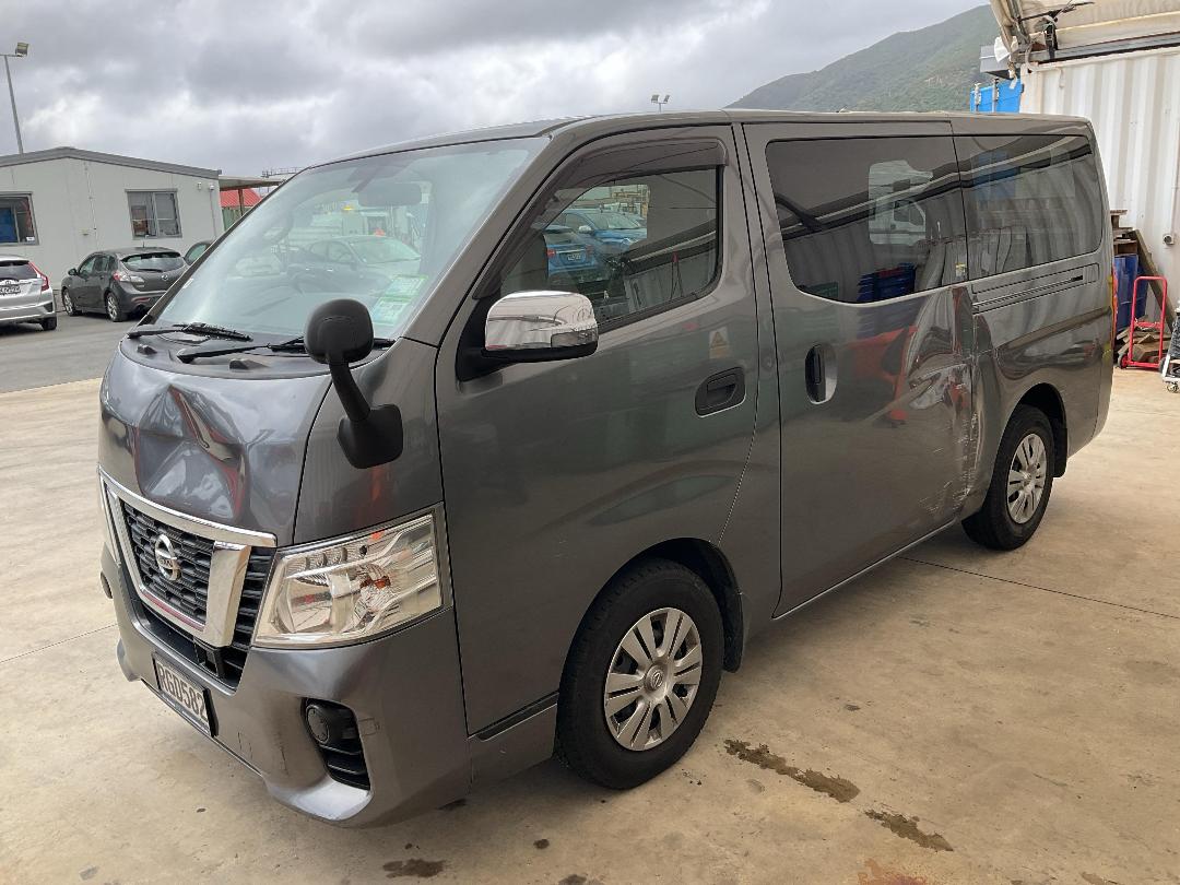 Photo '2' of Nissan Caravan NV350 Photo '2' of Nissan Caravan NV350