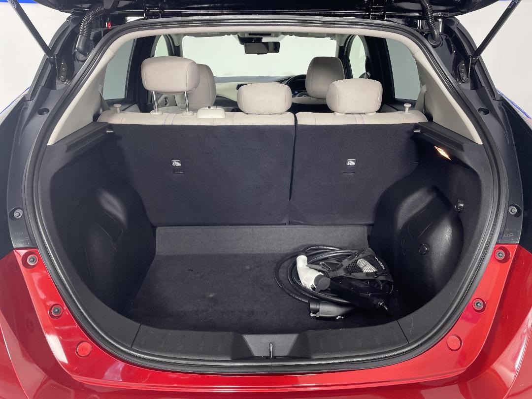 Photo '14' of Nissan Leaf