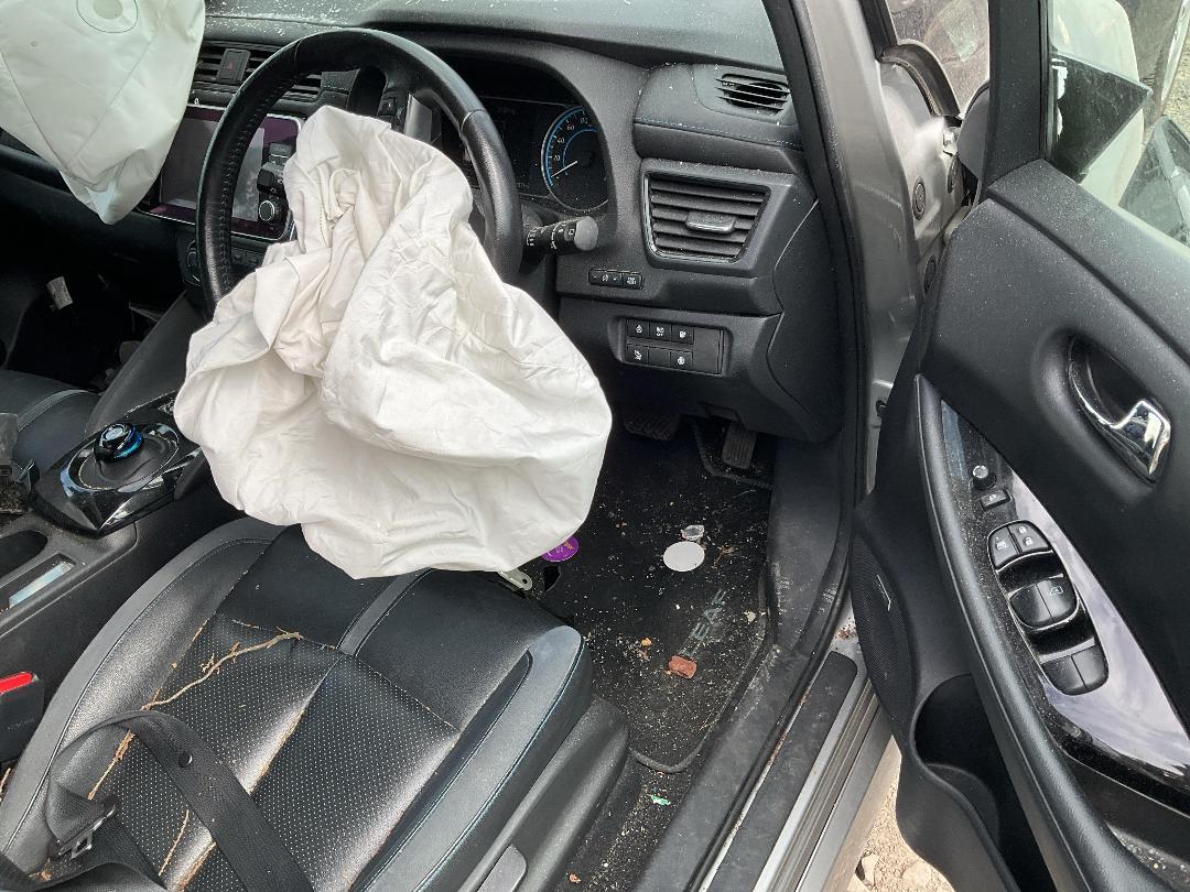 Photo '14' of Nissan Leaf Leaf Photo '14' of Nissan Leaf Leaf