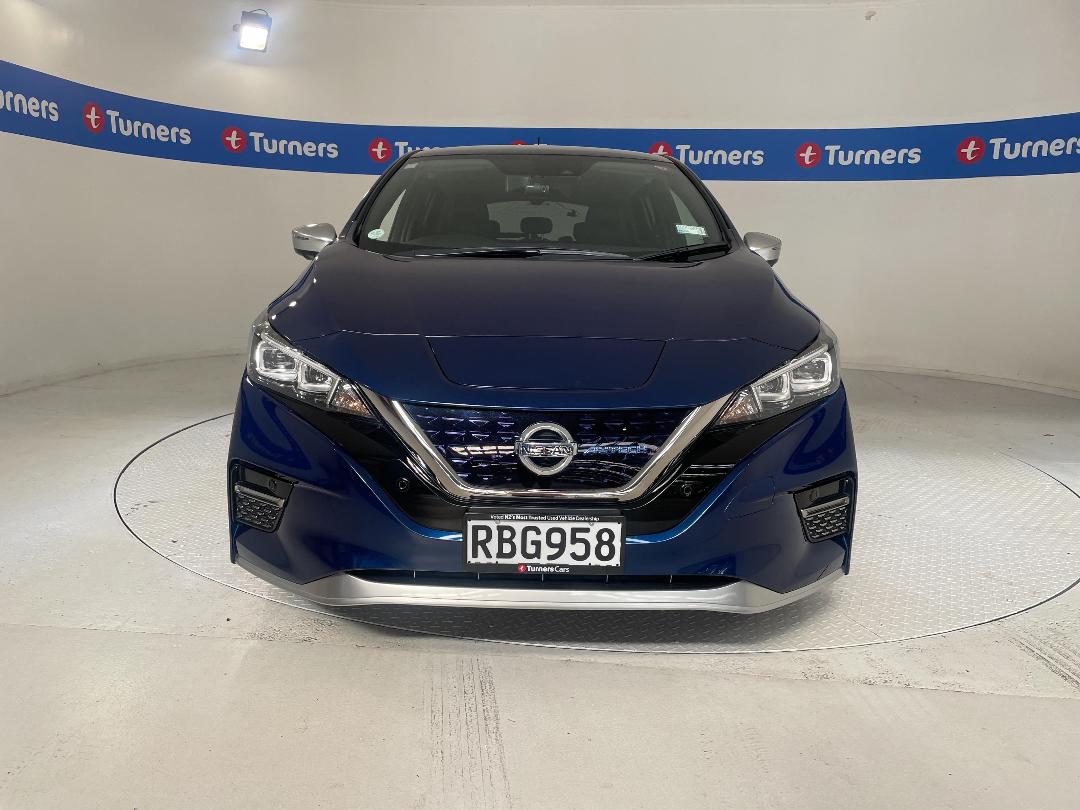 Photo '2' of Nissan Leaf