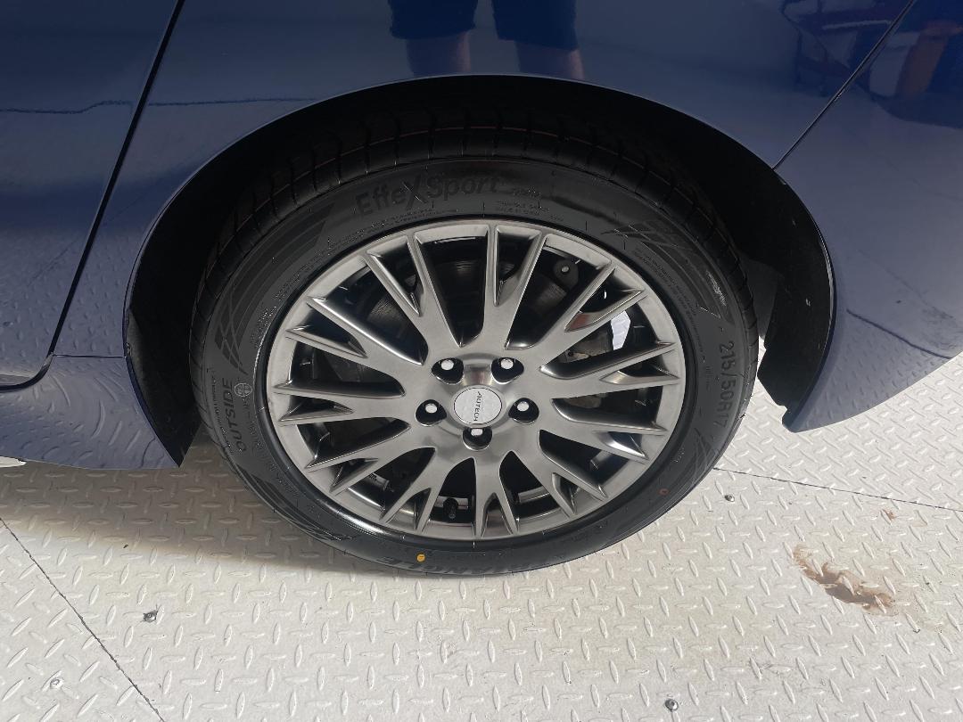 Photo '11' of Nissan Leaf