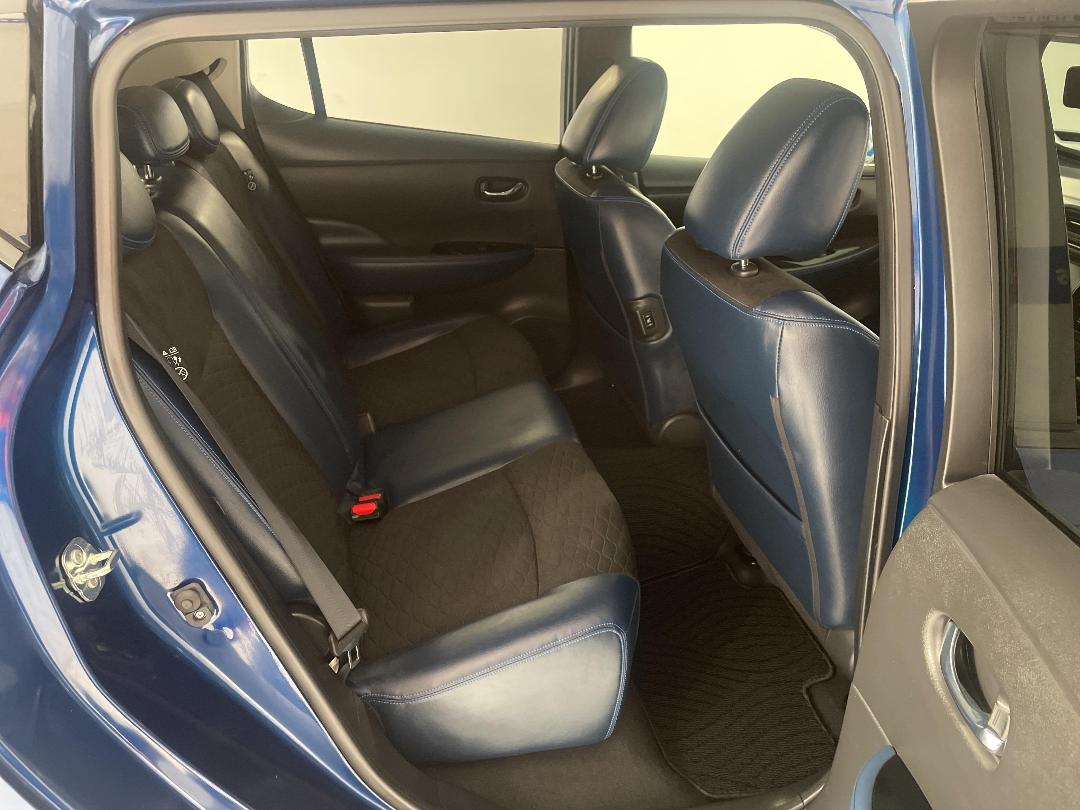 Photo '20' of Nissan Leaf