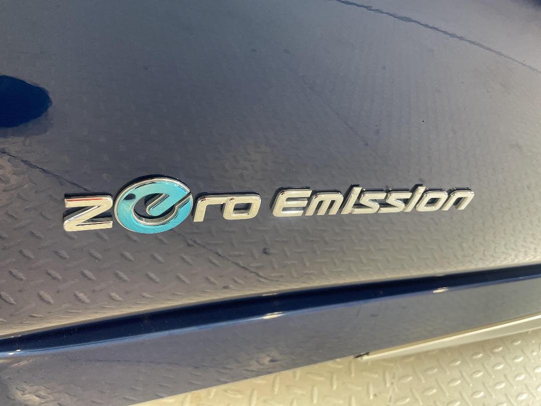 Photo '35' of Nissan Leaf