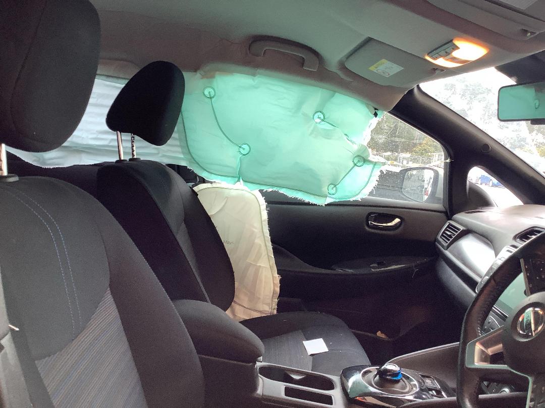 Photo '14' of Nissan Leaf