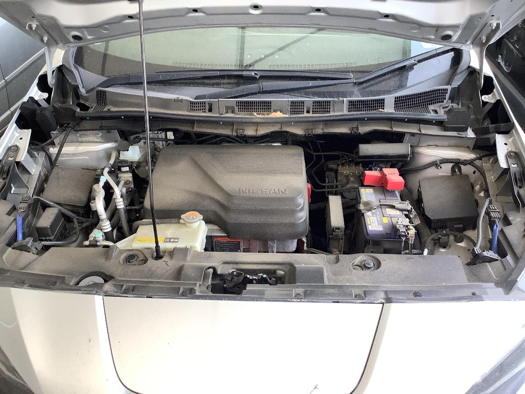 Photo '18' of Nissan Leaf