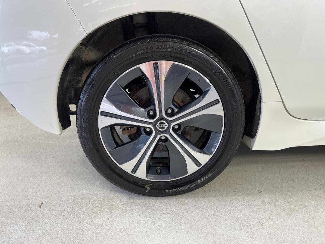 Photo '12' of Nissan Leaf Photo '12' of Nissan Leaf