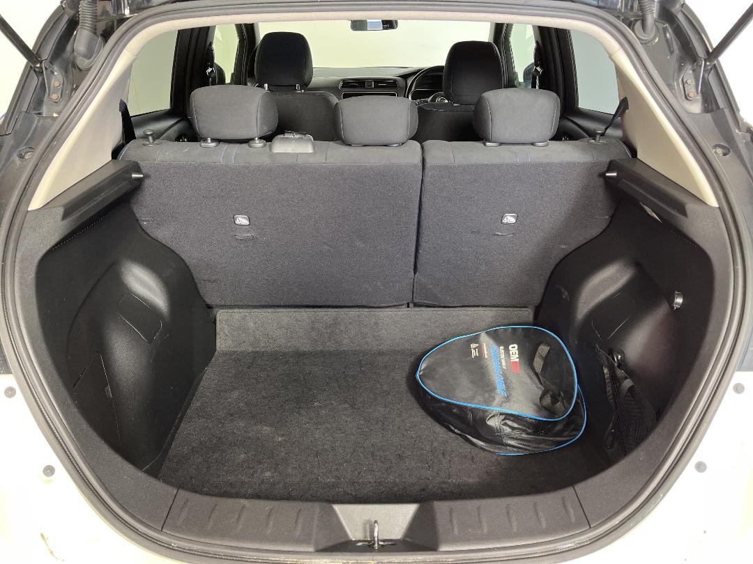 Photo '14' of Nissan Leaf Photo '14' of Nissan Leaf