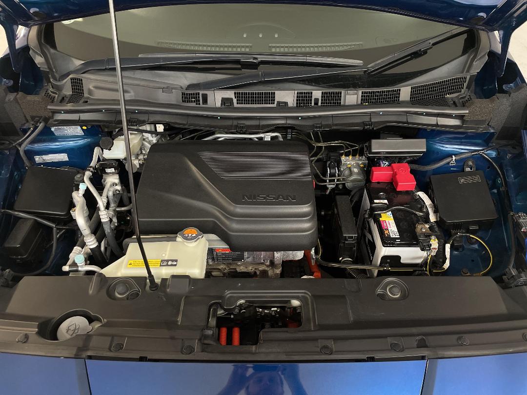 Photo '13' of Nissan Leaf