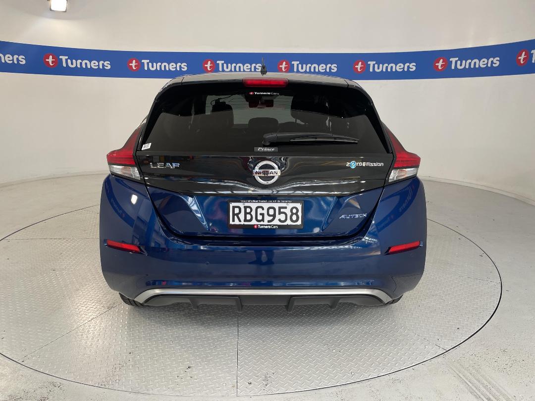 Photo '6' of Nissan Leaf