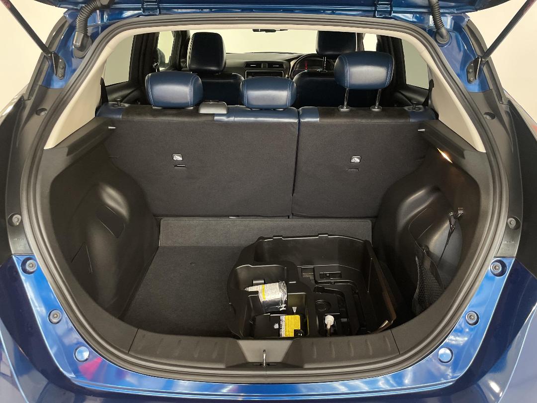 Photo '14' of Nissan Leaf