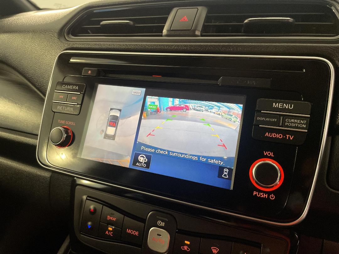 Photo '29' of Nissan Leaf