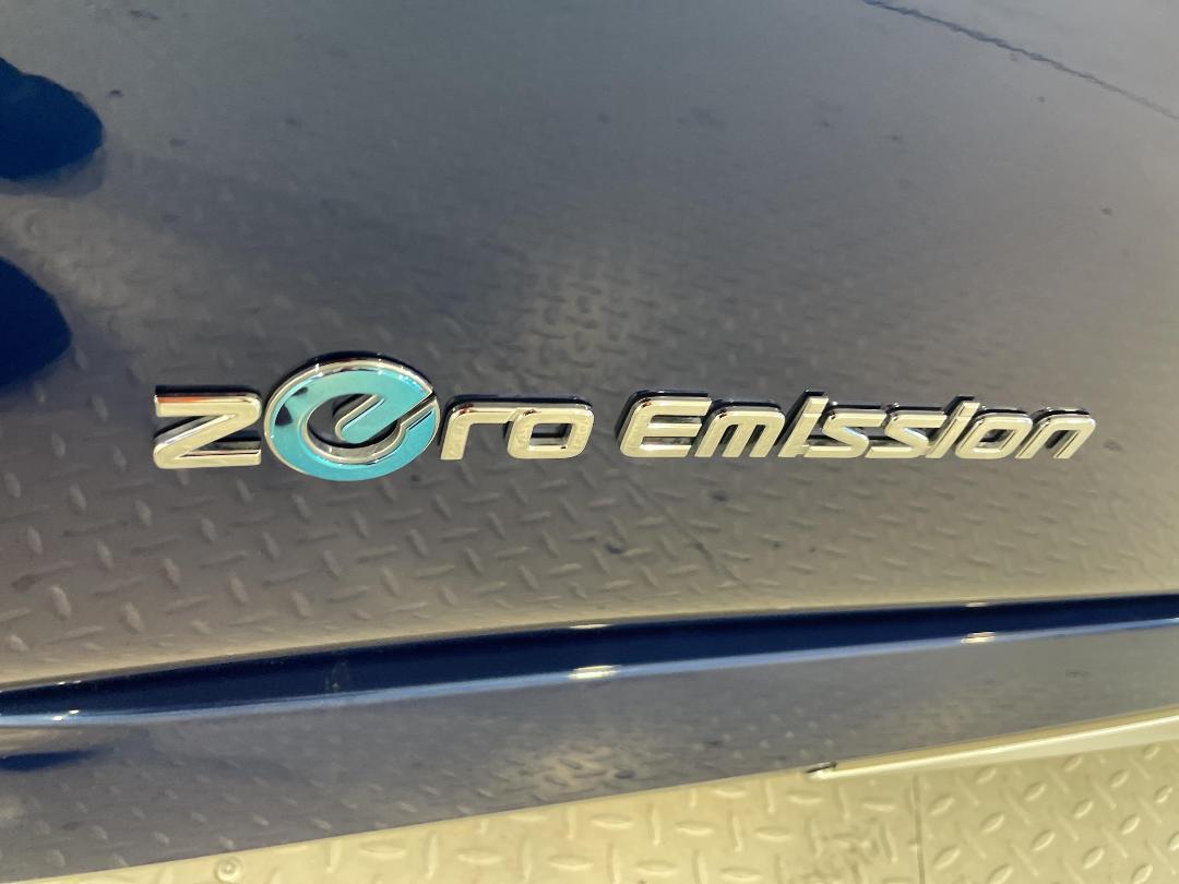 Photo '35' of Nissan Leaf