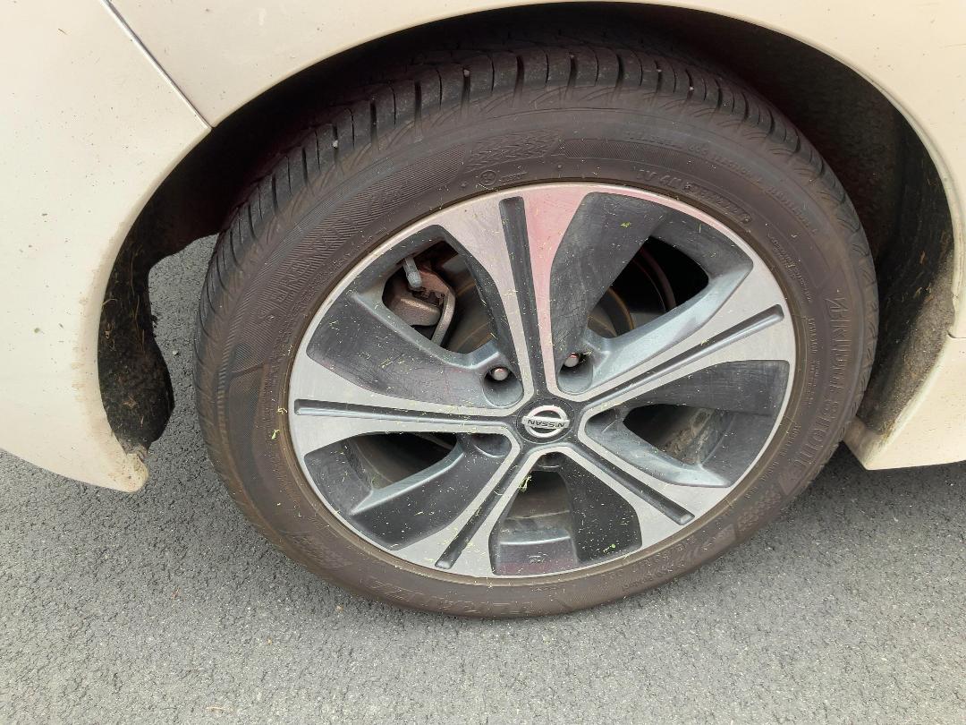 Photo '8' of Nissan Leaf Leaf