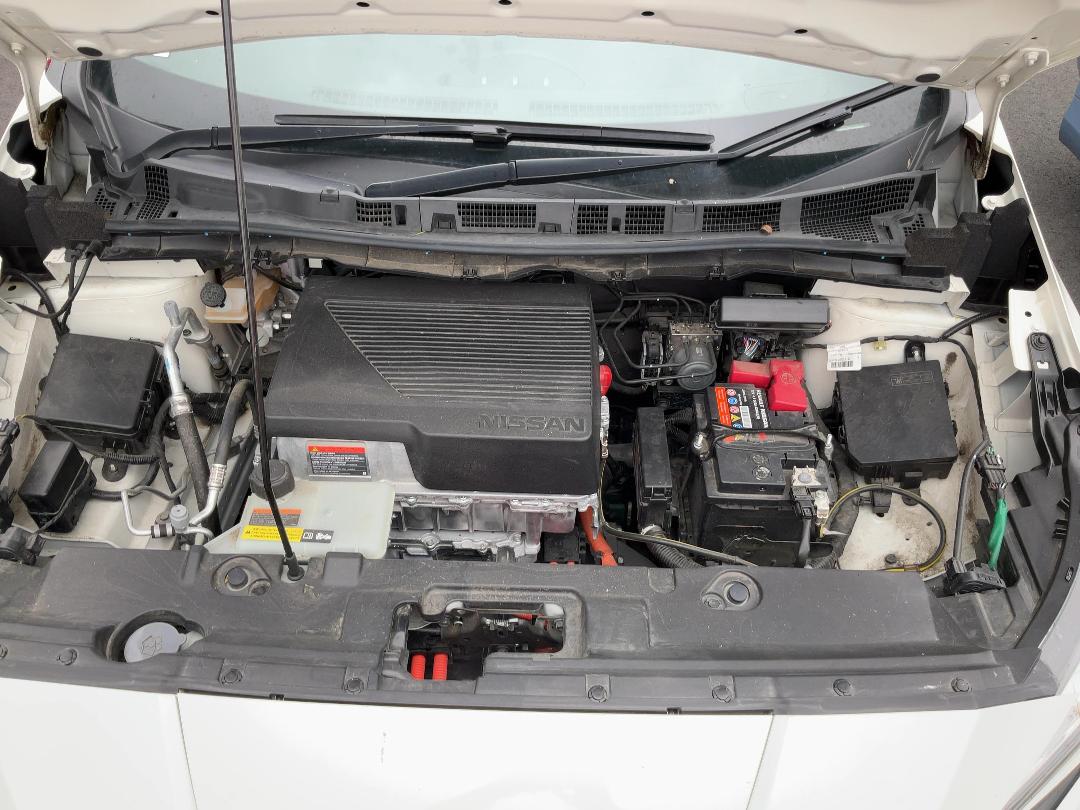 Photo '20' of Nissan Leaf Leaf