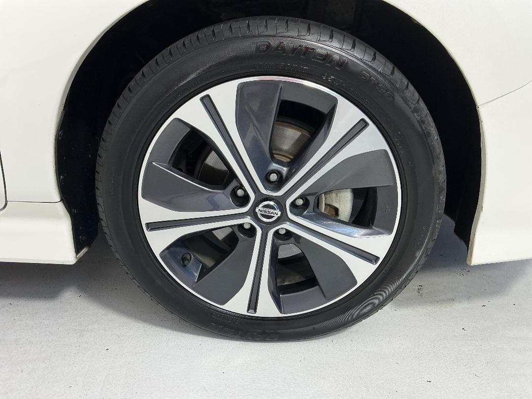 Photo '9' of Nissan Leaf