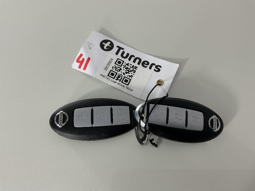 Photo '22' of Nissan Leaf