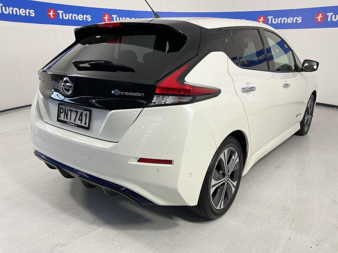 Photo '7' of Nissan Leaf