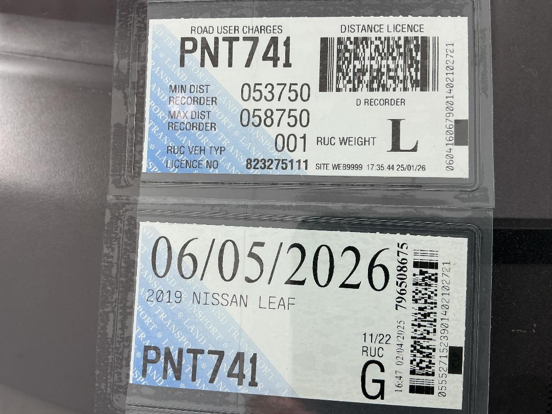 Photo '28' of Nissan Leaf