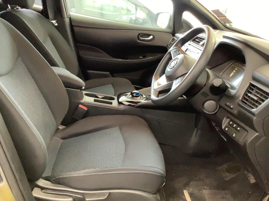 Photo '8' of Nissan Leaf Photo '8' of Nissan Leaf