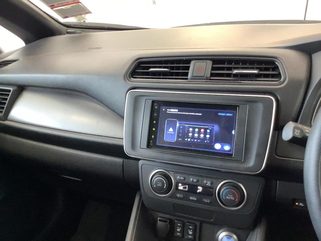 Photo '15' of Nissan Leaf Photo '15' of Nissan Leaf