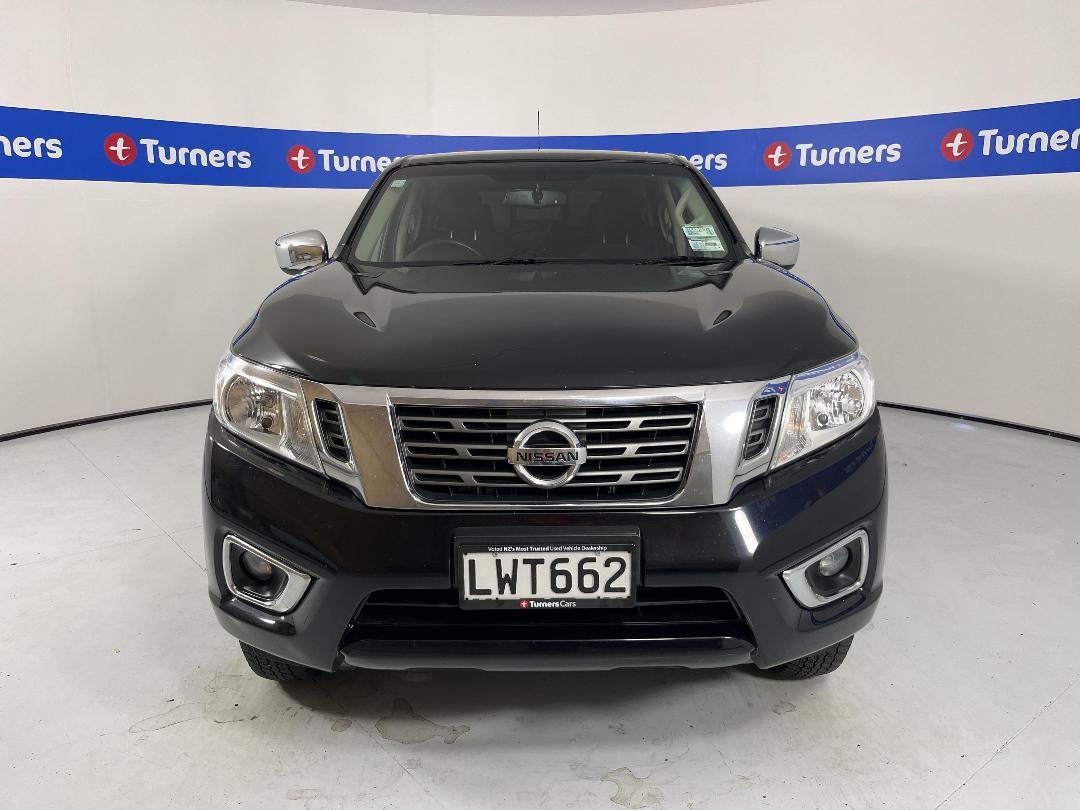 Photo '2' of Nissan Navara