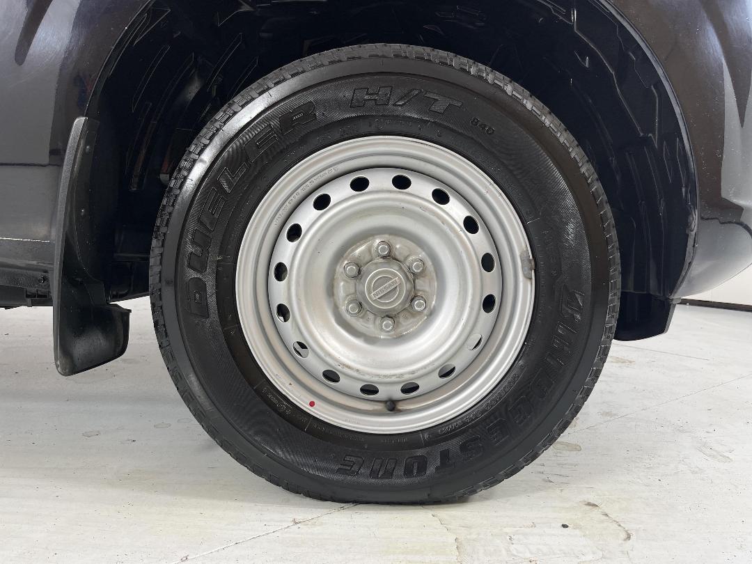 Photo '9' of Nissan Navara