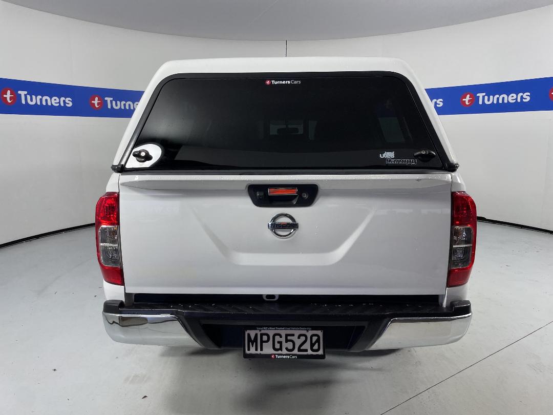 Photo '6' of Nissan Navara