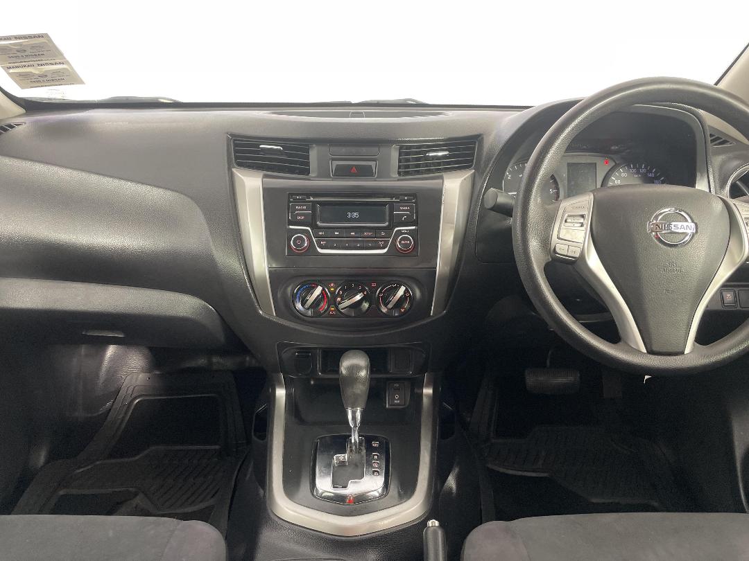 Photo '17' of Nissan Navara