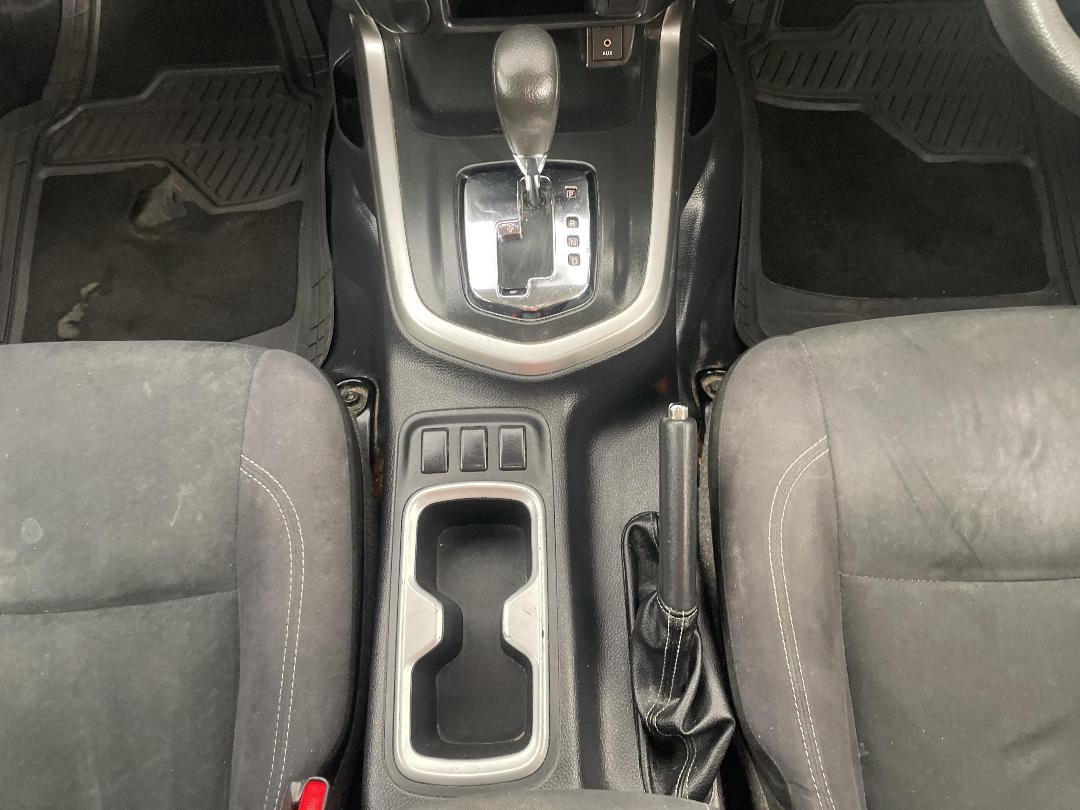 Photo '18' of Nissan Navara