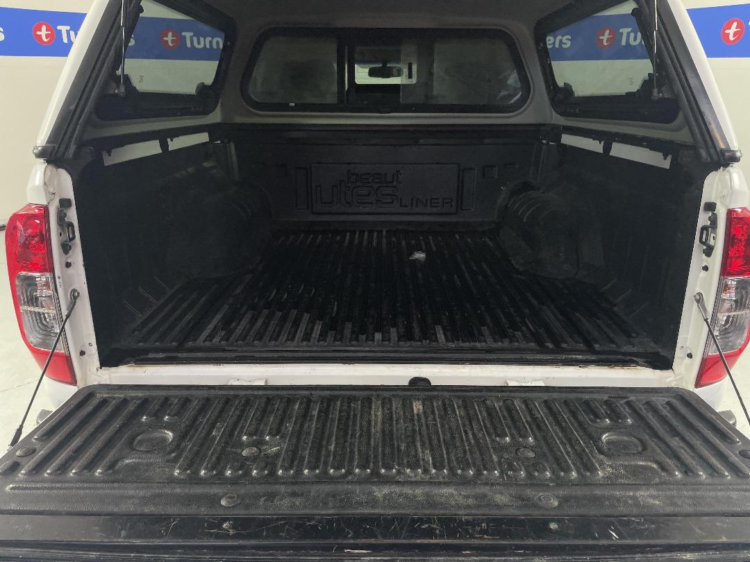 Photo '14' of Nissan Navara