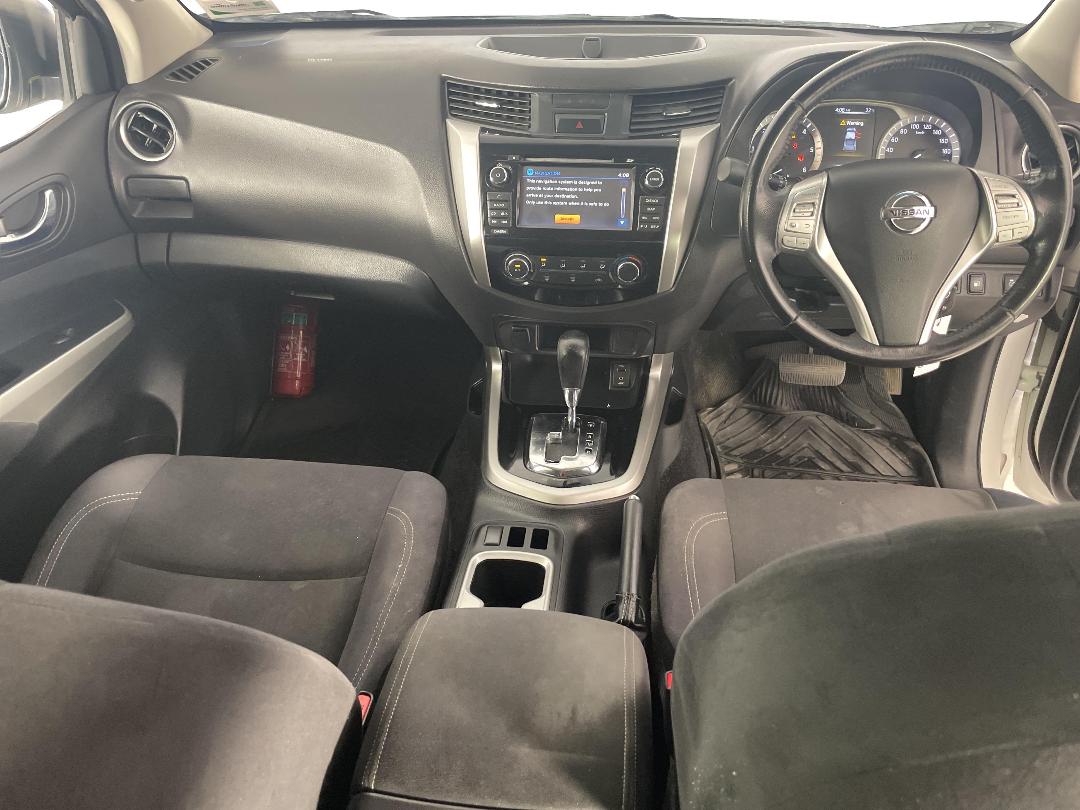 Photo '17' of Nissan Navara