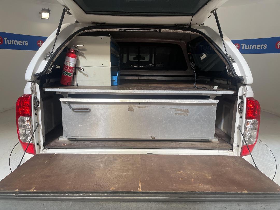 Photo '14' of Nissan Navara